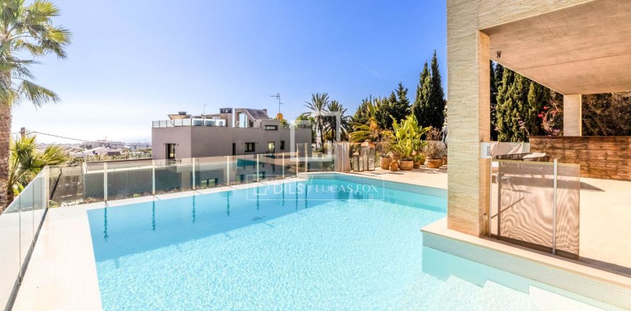 6 bedrooms villa for sale in Sitges, Barcelona, Catalonia, Spain № 6297