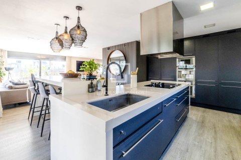 6 bedrooms villa for sale in Sitges, Barcelona, Catalonia, Spain № 6297 - photo 11