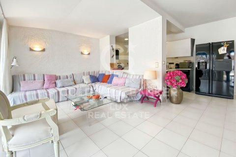 Сasa de 3 dormitorios en venta en Empuriabrava, Gerona, Cataluña, Spain № 5832 - foto 4