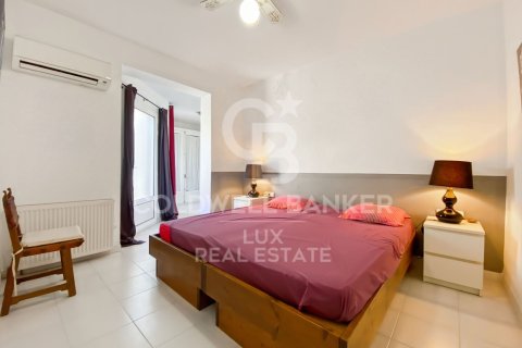 Сasa de 3 dormitorios en venta en Empuriabrava, Gerona, Cataluña, Spain № 5832 - foto 11