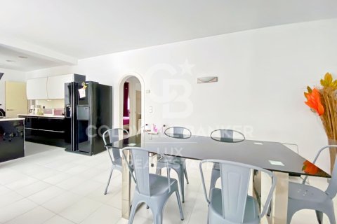 Сasa de 3 dormitorios en venta en Empuriabrava, Gerona, Cataluña, Spain № 5832 - foto 7