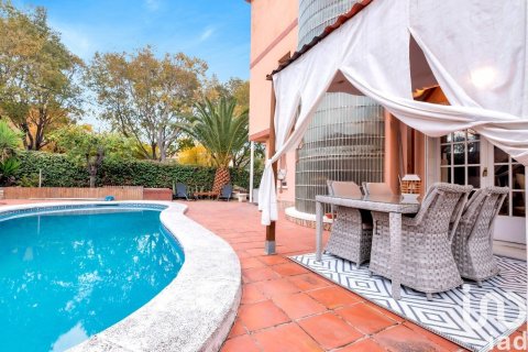 Сasa de 6 dormitorios en venta en Sant Cugat del Vallès, Barcelona, Cataluña, Spain № 5001 - foto 4
