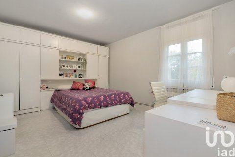 Сasa de 6 dormitorios en venta en Sant Cugat del Vallès, Barcelona, Cataluña, Spain № 5001 - foto 25