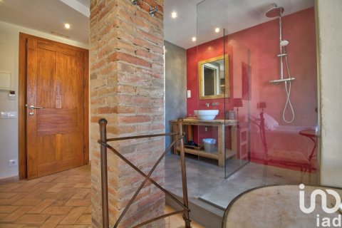 Сasa de 10 dormitorios en venta en Els Guiamets, Tarragona, Cataluña, Spain № 4995 - foto 21