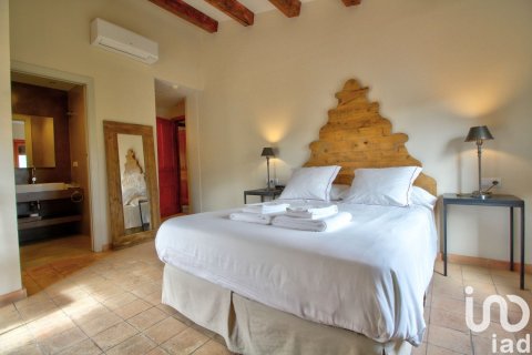 Сasa de 10 dormitorios en venta en Els Guiamets, Tarragona, Cataluña, Spain № 4995 - foto 23
