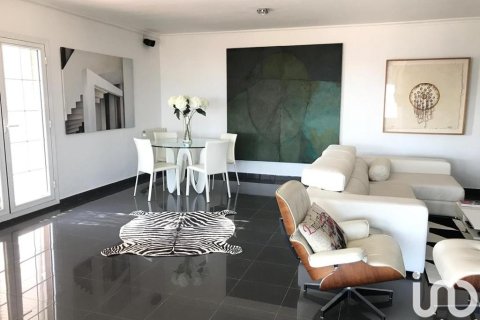 4 bedrooms house for sale in Sant Boi de Llobregat, Barcelona, Catalonia, Spain № 4999 - photo 20