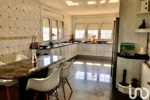 4 bedrooms house for sale in Sant Boi de Llobregat, Barcelona, Catalonia, Spain № 4999 - photo 15