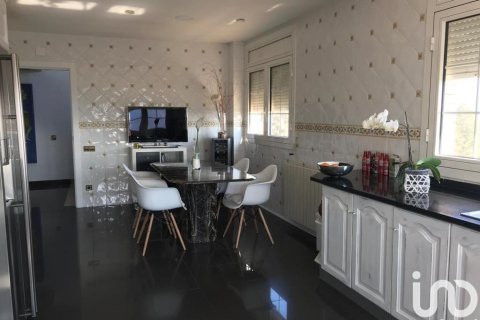 4 bedrooms house for sale in Sant Boi de Llobregat, Barcelona, Catalonia, Spain № 4999 - photo 16