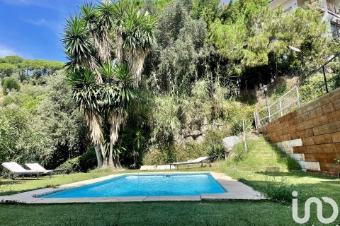 Сasa de 4 dormitorios en venta en Arenys de Munt, Barcelona, Cataluña, Spain № 4996