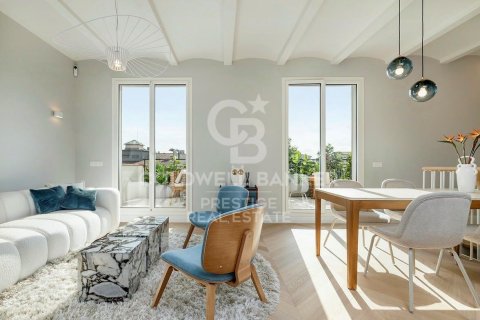 Ático de 3 dormitorios en venta en Barcelona, Cataluña, Spain № 5753