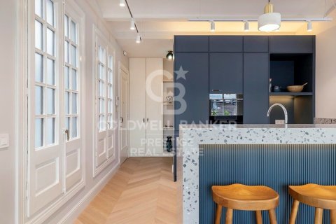 Ático de 3 dormitorios en venta en Barcelona, Cataluña, Spain № 5753 - foto 5