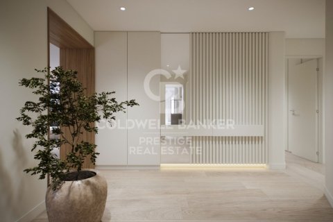 Apartamento de 5 dormitorios en venta en Barcelona, Cataluña, Spain № 5403 - foto 8