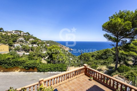 Casa adosada de 4 dormitorios en venta en Begur, Gerona, Cataluña, Spain № 5402 - foto 23