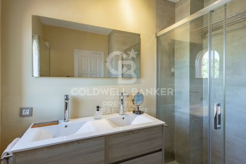 Casa adosada de 4 dormitorios en venta en Begur, Gerona, Cataluña, Spain № 5402 - foto 20