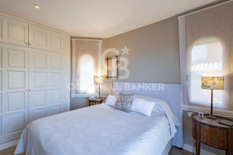 Casa adosada de 4 dormitorios en venta en Begur, Gerona, Cataluña, Spain № 5402 - foto 19