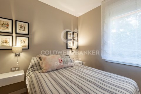 Casa adosada de 4 dormitorios en venta en Begur, Gerona, Cataluña, Spain № 5402 - foto 15