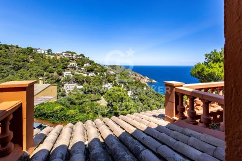 Casa adosada de 4 dormitorios en venta en Begur, Gerona, Cataluña, Spain № 5402 - foto 21