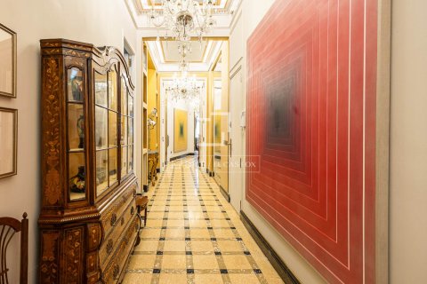 Купить квартиру в Барселона, Испания с 4 спальни, 273м², № 4262 - фото 13