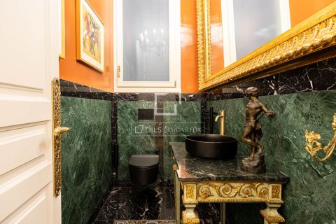 Купить квартиру в Барселона, Испания с 4 спальни, 273м², № 4262 - фото 21