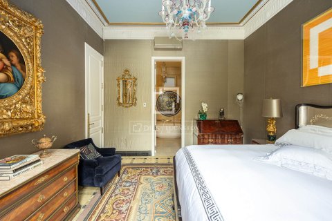 Купить квартиру в Барселона, Испания с 4 спальни, 273м², № 4262 - фото 15