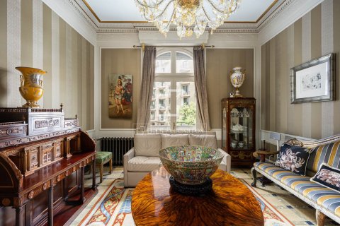 Купить квартиру в Барселона, Испания с 4 спальни, 273м², № 4262 - фото 28