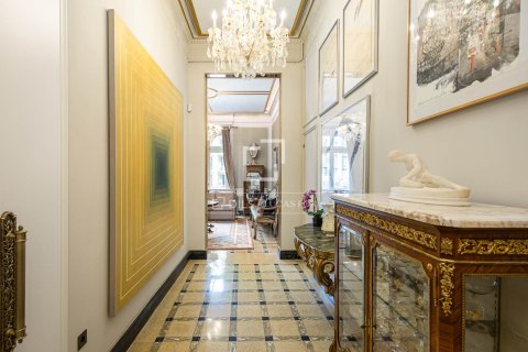 Купить квартиру в Барселона, Испания с 4 спальни, 273м², № 4262 - фото 26