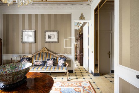 Купить квартиру в Барселона, Испания с 4 спальни, 273м², № 4262 - фото 29