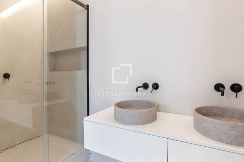 Купить квартиру в Барселона, Испания с 3 спальни, 133м², № 4259 - фото 15
