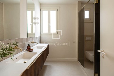 4 chambres apartment à vendre à Barcelona, Catalonia, Spain № 4261 - photo 15