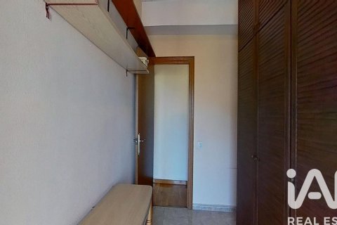 Apartamento de 3 dormitorios en venta en Barcelona, Cataluña, Spain № 7346 - foto 12