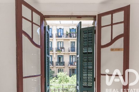 Купить квартиру в Барселона, Испания с 4 спальни, 75м², № 7342 - фото 14