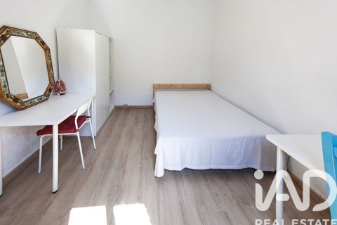 Купить квартиру в Барселона, Испания с 4 спальни, 75м², № 7342 - фото 13