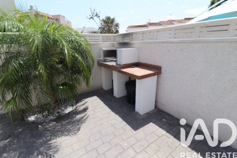 Купить коммерческую недвижимость в Мон-Риг-дель-Камп, Испания 667м², № 7344 - фото 7