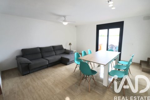 Купить коммерческую недвижимость в Мон-Риг-дель-Камп, Испания 667м², № 7344 - фото 17