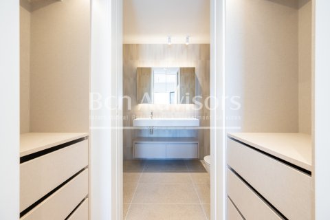 Apartamento de 2 dormitorios en venta en Barcelona, Cataluña, Spain № 2886 - foto 25