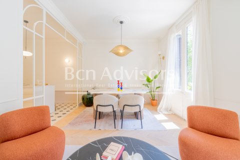 Apartamento de 2 dormitorios en venta en Barcelona, Cataluña, Spain № 2889 - foto 9