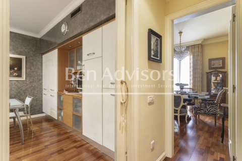 Apartamento de 2 dormitorios en venta en Barcelona, Cataluña, Spain № 2888 - foto 9