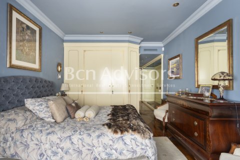 Apartamento de 2 dormitorios en venta en Barcelona, Cataluña, Spain № 2888 - foto 21