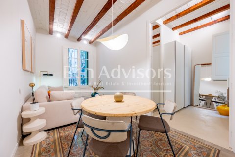 Apartamento de 2 dormitorios en venta en Barcelona, Cataluña, Spain № 2890