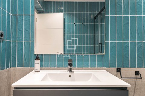 Apartamento de 3 dormitorios en venta en Barcelona, Cataluña, Spain № 6811 - foto 30