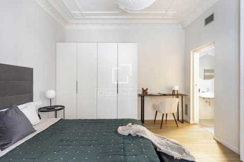 Apartamento de 1 dormitorio en venta en Barcelona, Cataluña, Spain № 6815 - foto 18