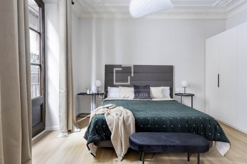 Apartamento de 1 dormitorio en venta en Barcelona, Cataluña, Spain № 6815 - foto 14