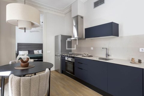 Apartamento de 1 dormitorio en venta en Barcelona, Cataluña, Spain № 6815 - foto 7