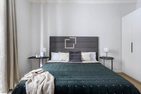 Apartamento de 1 dormitorio en venta en Barcelona, Cataluña, Spain № 6815 - foto 13