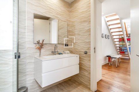 3 bedrooms penthouse for sale in Barcelona, Catalonia, Spain № 6814 - photo 19