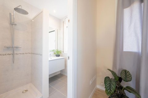Сasa en venta en Sant Cugat del Vallès, Barcelona, Cataluña, Spain № 3608 - foto 28