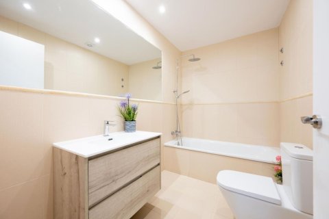 Сasa en venta en Sant Cugat del Vallès, Barcelona, Cataluña, Spain № 3608 - foto 8