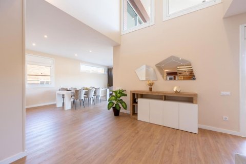Сasa en venta en Sant Cugat del Vallès, Barcelona, Cataluña, Spain № 3608 - foto 18