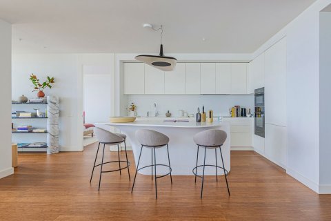 Apartamento de 3 dormitorios en venta en Barcelona, Cataluña, Spain № 3609 - foto 5