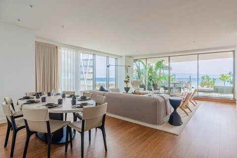Apartamento de 3 dormitorios en venta en Barcelona, Cataluña, Spain № 3609